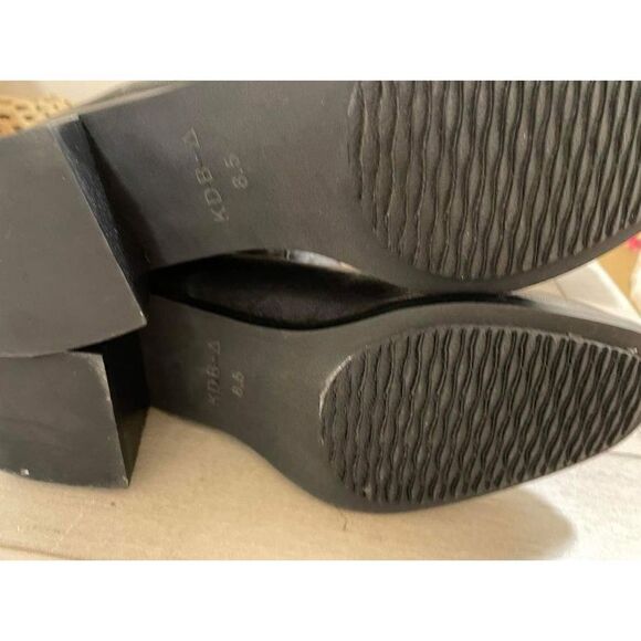 Kelsi Dagger Island Black Leather Booties Size 8.5 - Picture 8 of 9